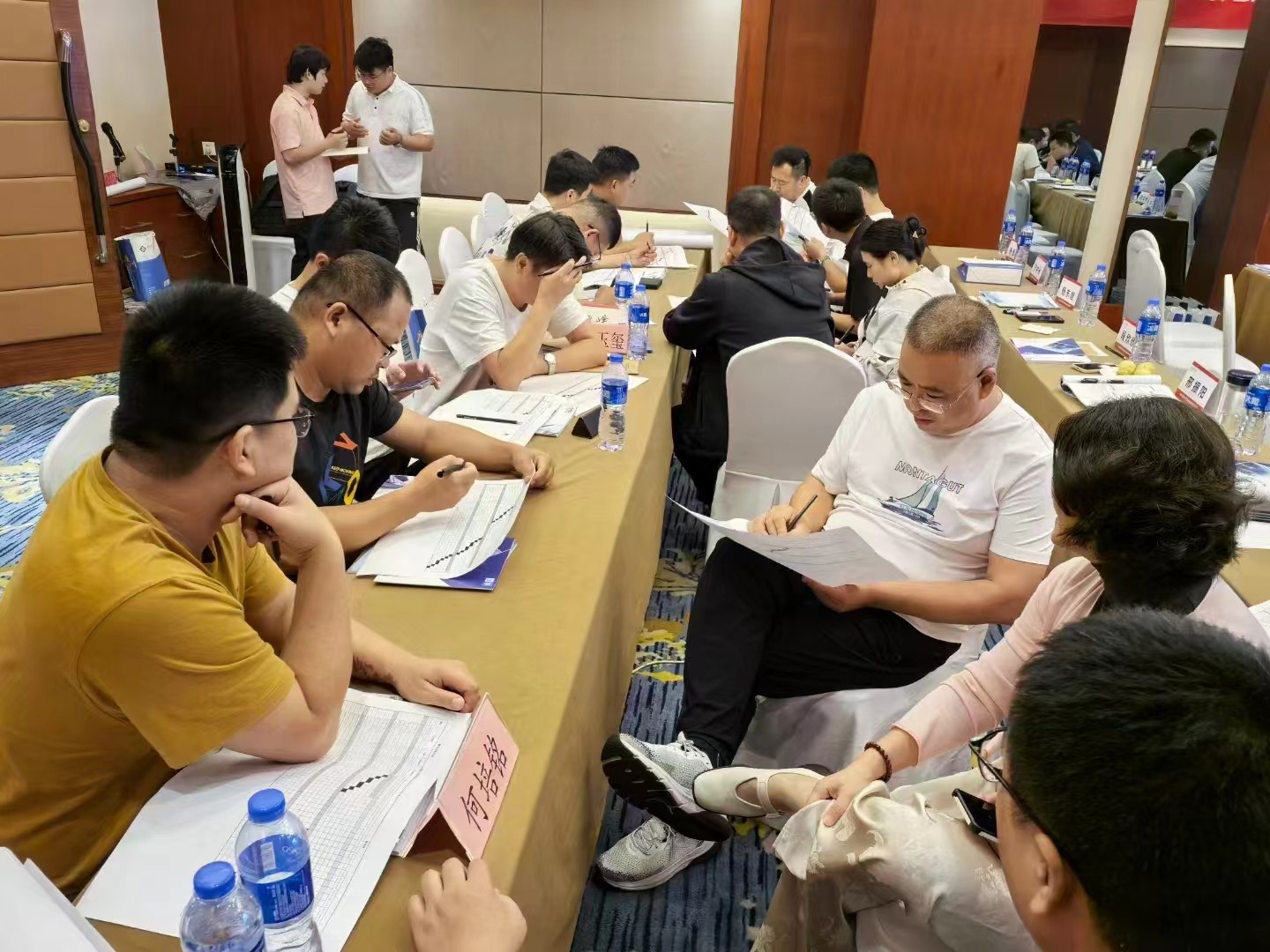 1760163632335783.jpeg 7b84e4c2cc49bbdaba2d67b037e48f4.jpg